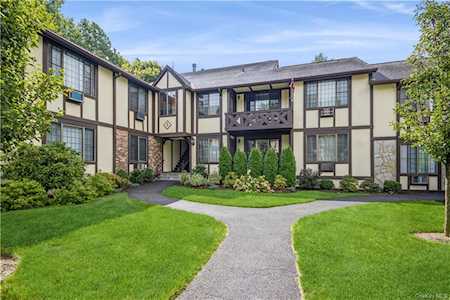 8 Foxwood Dr #3 Pleasantville, NY 10570