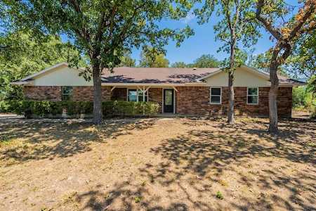 1405 Summer Ridge Court Keller, TX 76262