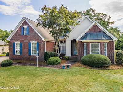 300 Starboard Cove Sneads Ferry, NC 28460