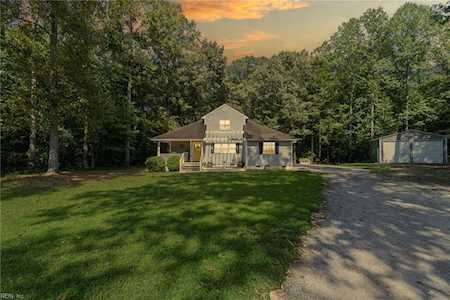 1323 Manning Rd Suffolk, VA 23434