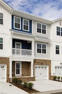 4343 Pinter Ln Norfolk, VA 23518