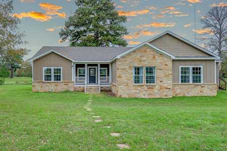 838A Cottle Town RD Smithville, TX 78957