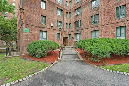 1580 Metropolitan Ave #5E Bronx, NY 10462