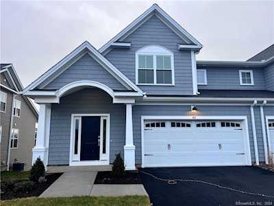 40 Soderman Way #40 Cheshire, CT 06410