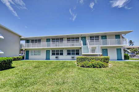 620 W Horizons #209 Boynton Beach, FL 33435