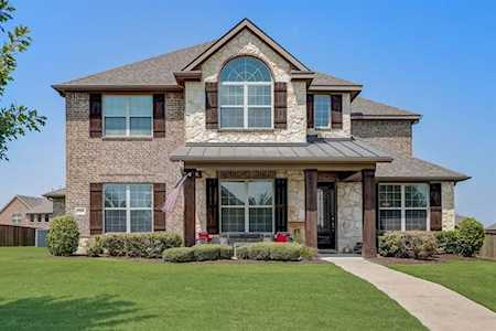 379 Sandy Creek Drive Sunnyvale, TX 75182