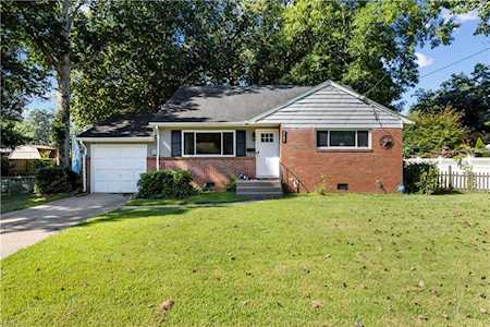 3249 Bow Creek Blvd Virginia Beach, VA 23452