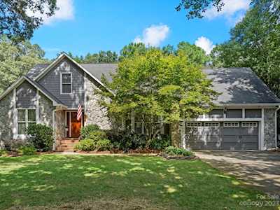 6026 Paddington Ct Charlotte, NC 28277