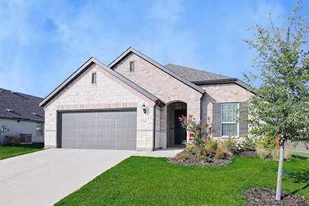 141 Rockin River Drive Fort Worth, TX 76120