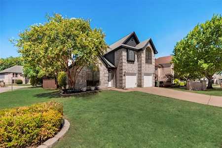 4801 Morris Heights Drive Arlington, TX 76016