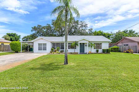 829 Thomas Barbour Drive Melbourne, FL 32935