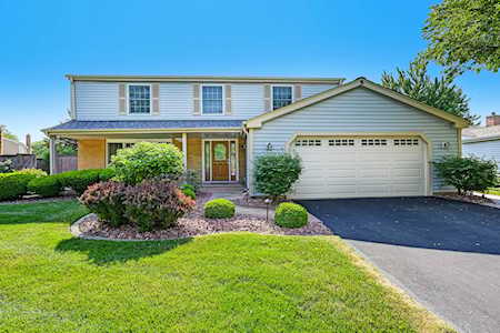 639 Oakwood Dr Westmont, IL 60559