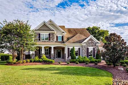 3221 Shelter Cove Ct Suffolk, VA 23435