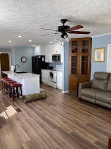 7108 Late Autumn Ln Tallahassee, FL 32309
