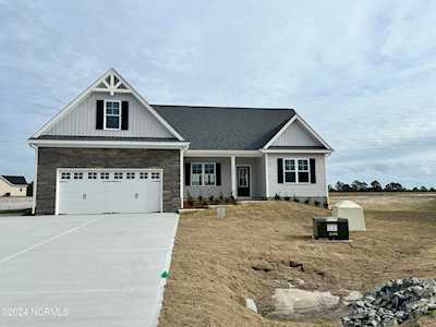 101 Bellows Ln Rocky Point, NC 28457