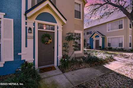 13703 Richmond Park DR N Jacksonville, FL 32224