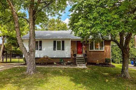 1741 Masters Ln Lexington, KY 40515