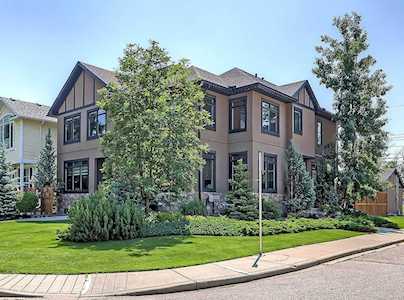 1739 Broadview Rd NW Calgary, AB T2N 3H4