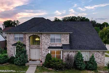 38470 Shelby Dr Westland, MI 48186