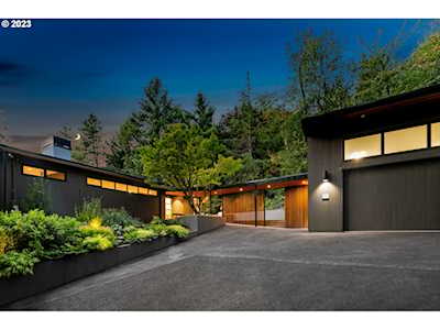 728 NW Skyline BLVD Portland, OR 97229