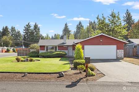 8802 Colgate Dr W University Place, WA 98466
