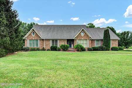 1021 Rivebrooke Dr Coxs Creek, KY 40013