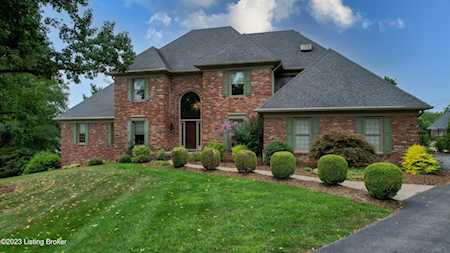 7501 Deer View Ct Louisville, KY 40241