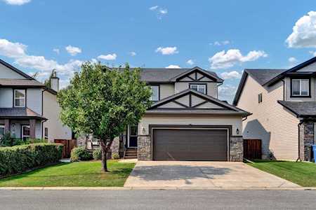 201 Oakmere Way Chestermere, AB T1X 1N5