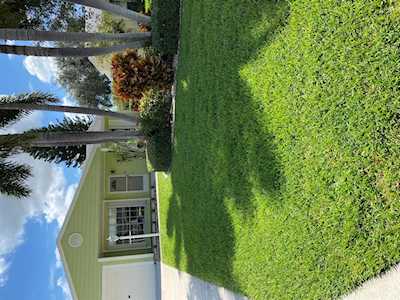 9030 Chrysanthemum Drive Boynton Beach, FL 33472