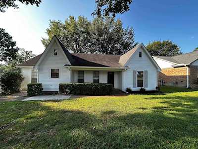 6345 Briergate Dr Bartlett, TN 38134