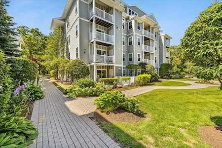 1100 Vfw Pkwy #101 Boston, MA 02132