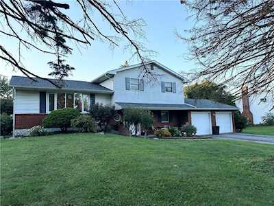 5451 North Doris Dr Allentown, PA 18106