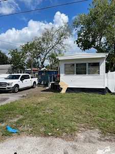 6743 92nd Ave N Pinellas Park, FL 33782