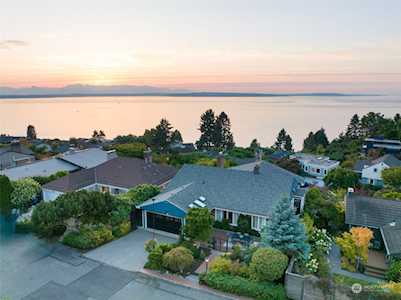 10233 Belgrove Ct NW Seattle, WA 98177