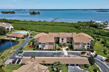 6155 S Mirror Lake Dr Sebastian, FL 32958