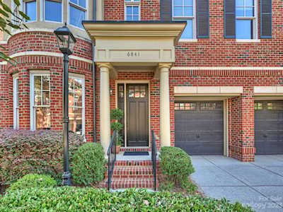 6841 Louisburg Square Ln Charlotte, NC 28210