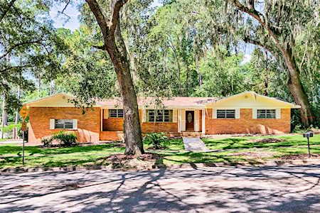 900 NW 51st TERRACE Gainesville, FL 32605