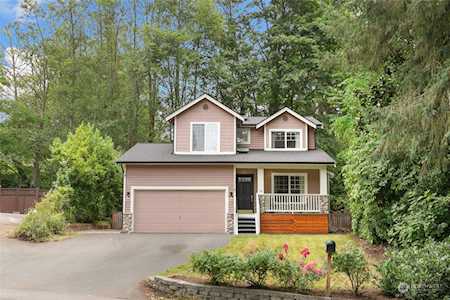 17718 83rd Place NE Kenmore, WA 98028