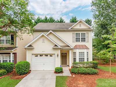 4837 Steepleglen Ct Charlotte, NC 28269