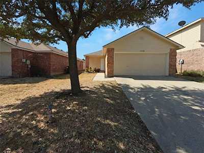 6708 Meadow Way Lane Fort Worth, TX 76179