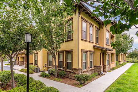 6675 Canopy Ridge Ln #10 San Diego, CA 92121