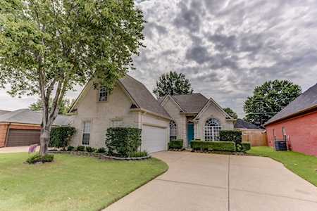 8549 Shady Elm Dr Memphis, TN 38018