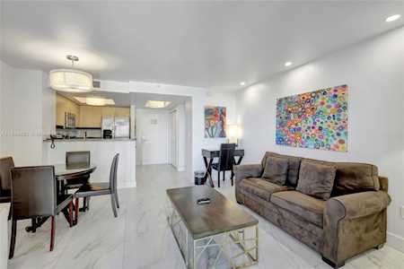 2951 S Bayshore Dr #603 Miami, FL 33133