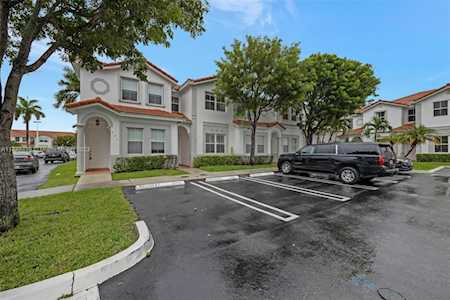 5440 NW 107th Ave #202 Doral, FL 33178