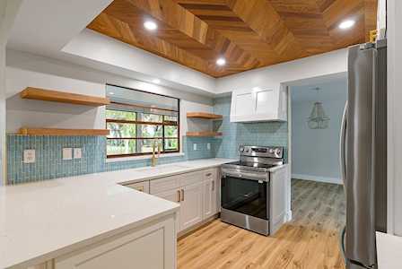 176 SE 12th Place Vero Beach, FL 32962