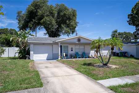 10861 Temple Ave Seminole, FL 33772