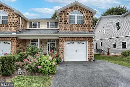 1910 Edington PLACE Lancaster, PA 17603