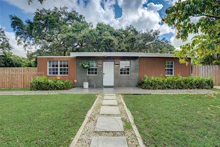 111 Miami Gardens Rd West Park, FL 33023