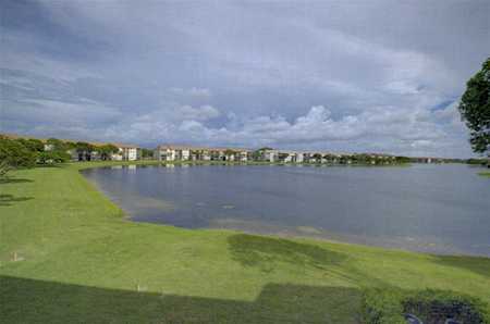571 SW 141st Ave #301N Pembroke Pines, FL 33027