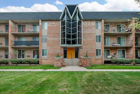 1001 N Mill St #211 Naperville, IL 60563
